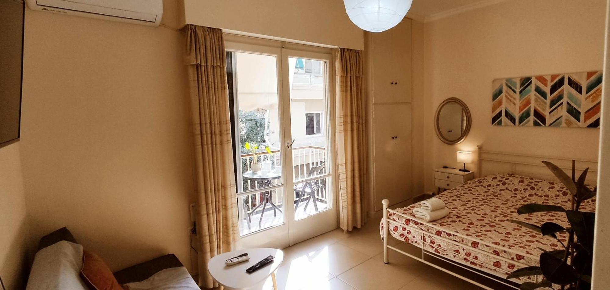 Next To Metro! Bright Apartment With Fully Equipped Kitchen أثينا المظهر الخارجي الصورة