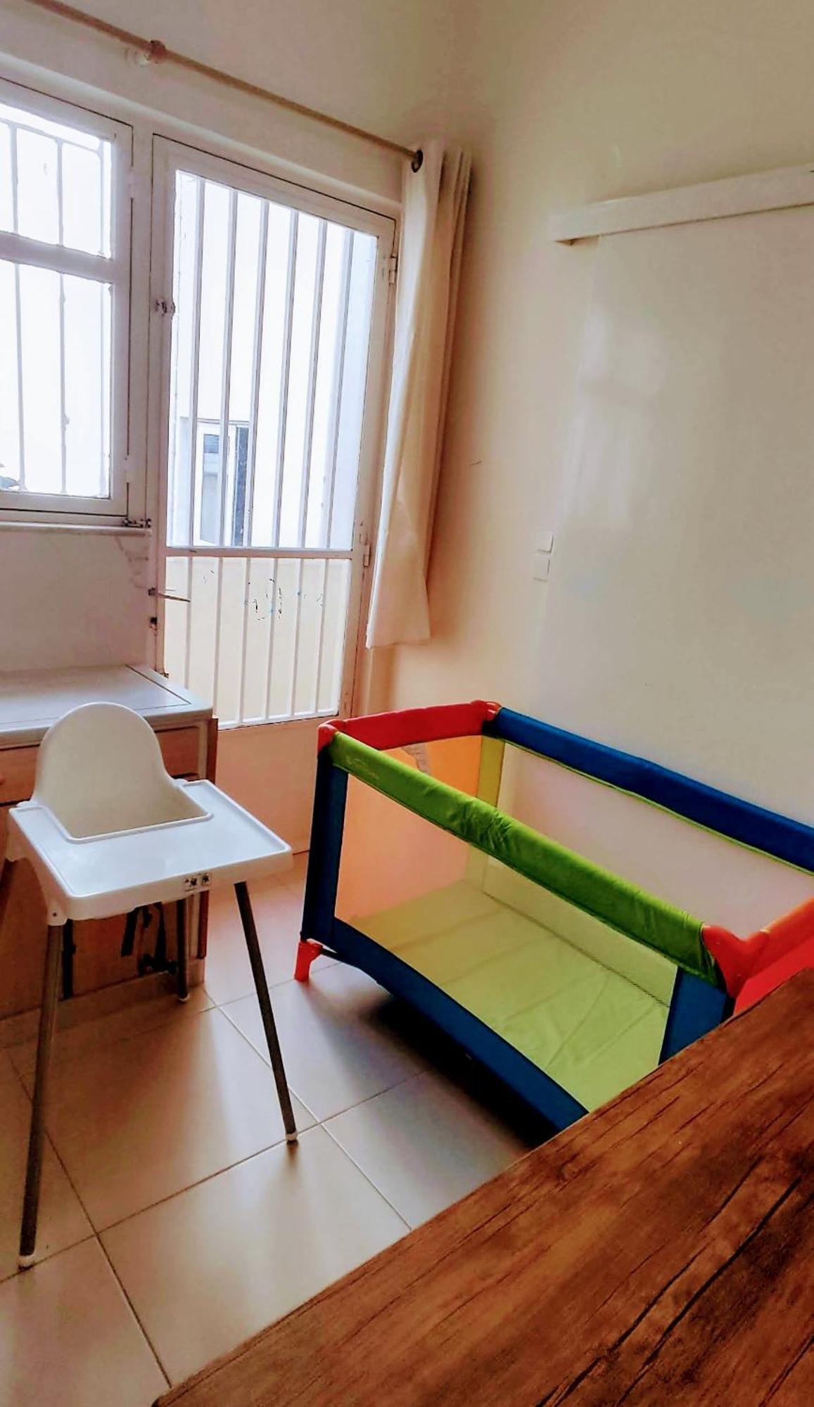 Next To Metro! Bright Apartment With Fully Equipped Kitchen أثينا المظهر الخارجي الصورة
